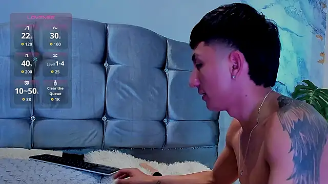 oliver_mr_ élő XXX-chatje