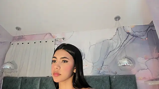 Chatroom XXX en direct de AntonellaRossi