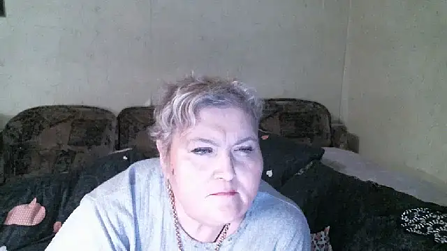 Lana555 Adlı Modelin Canlı XXX Sohbeti