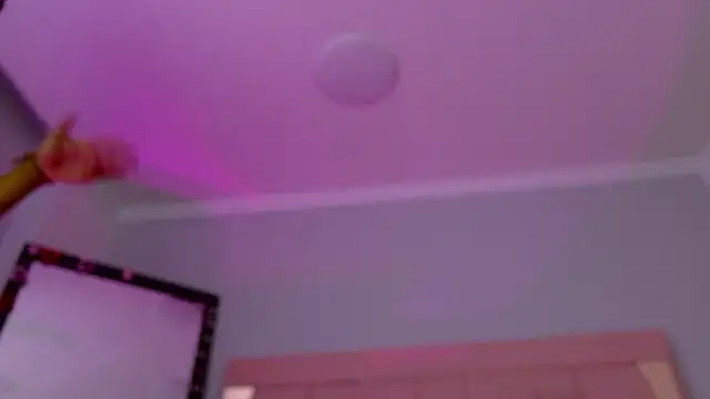 Show modela Santiago_Ortiz_ na web-kameri