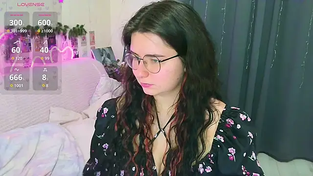 ss-katekisa-ss Live XXX-chat