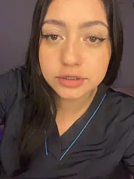 Amyy_1 live XXX chat