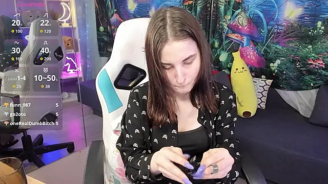 KiraDuvallのライブXXXチャット