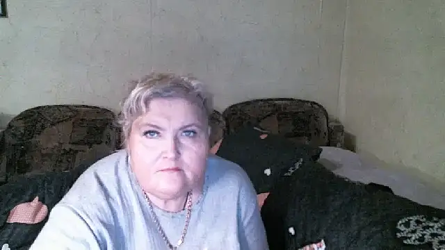 Lana555 élő XXX-chatje