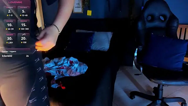 eliza_pink24: απευθείας συνομιλία ΧΧΧ