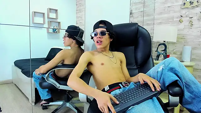 Jordi_Cooper webcam show