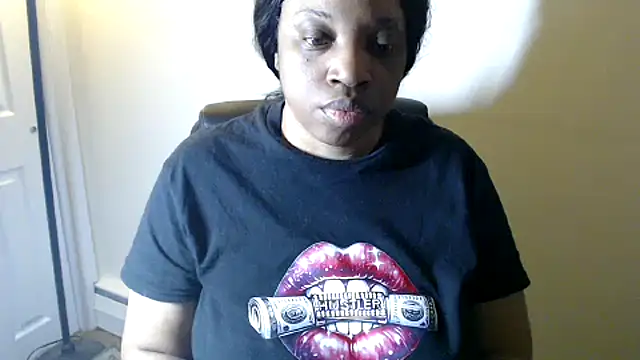 Czat XXX na żywo – Sexymona1218