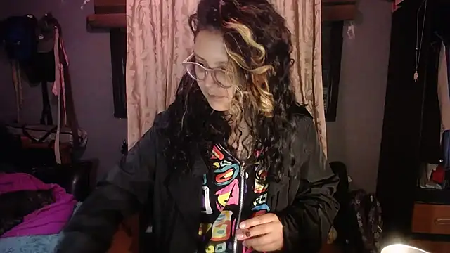 Hathorlove: απευθείας συνομιλία ΧΧΧ