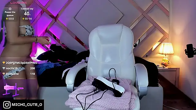 แชท XXX สดของ michelle_cutee_