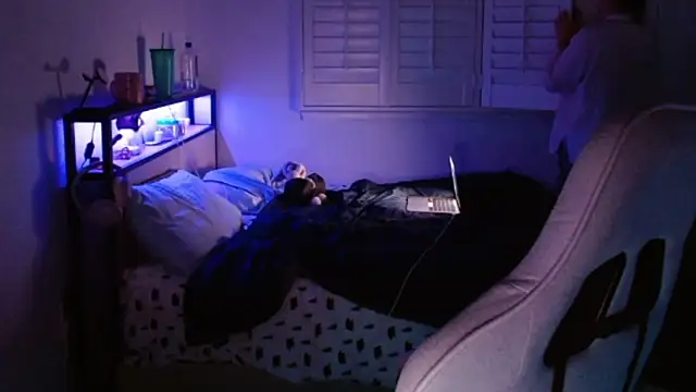 yourmila1 Live XXX-chat