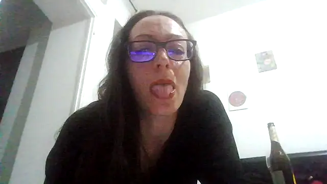 Astrid3 Adlı Modelin Canlı XXX Sohbeti