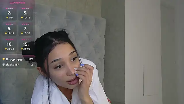 DemmiLove 라이브 XXX 채팅