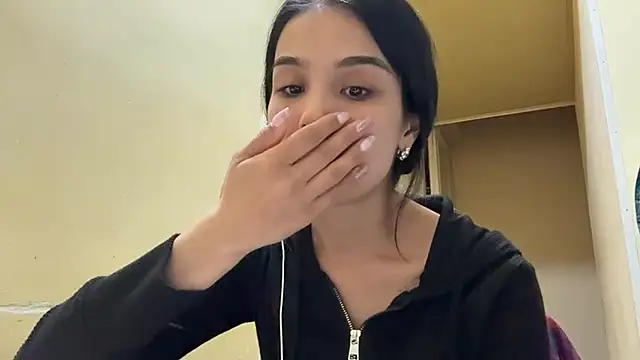 XXX chat uživo modela AylinBlush