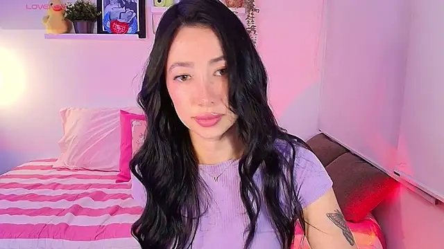 lilyy_evanss Adlı Modelin Canlı XXX Sohbeti