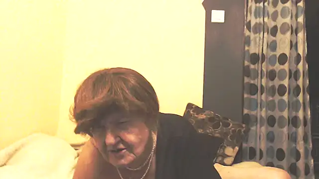 แชท XXX สดของ MioritaHard