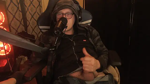 Chat +18 de chicostick413 ao vivo