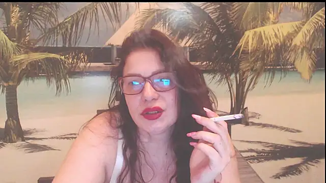 Queen__Natasha Adlı Modelin Canlı XXX Sohbeti