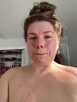 violetaurora95 webkamerás műsora