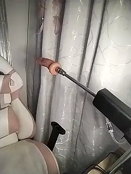 chelaqueen_ 即時 XXX 聊天