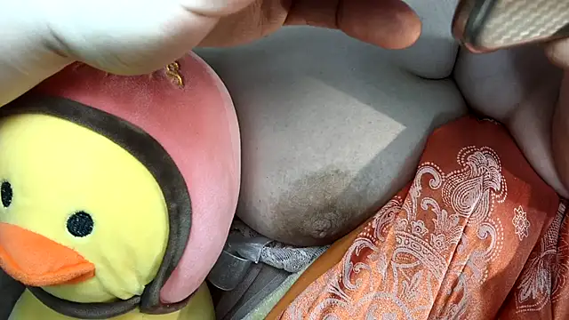 AngelwithEcup 网络视讯表演