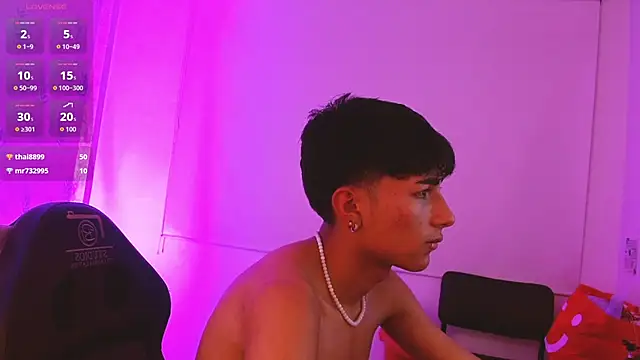 Živý XXX chat osamu_tay