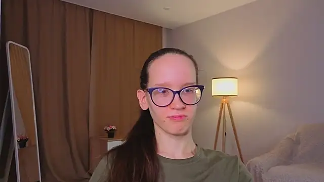 XXX chat uživo modela BettyBrowni