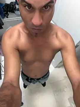 ZF-Athlete Live XXX-Chat