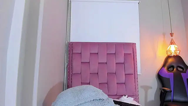 Roxy_Stonee Live XXX-chat