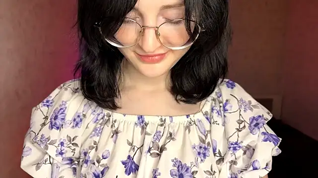 FakeLamb লাইভ XXX চ্যাট