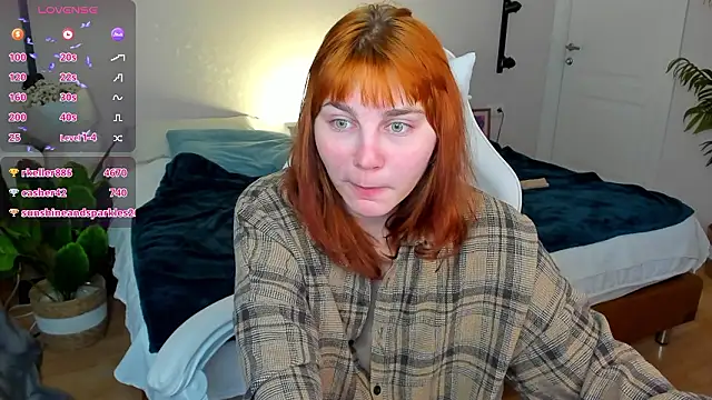 Chat XXX en directo de Rene_Shine