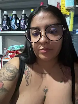 my-julissa Adlı Modelin Canlı XXX Sohbeti