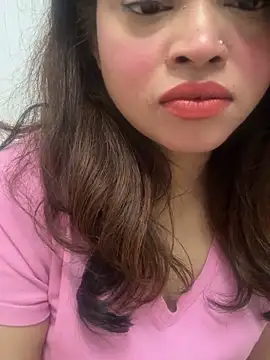 riya_sharma11n Webbikameraesitys