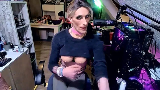 Manu3li Obrolan Langsung XXX