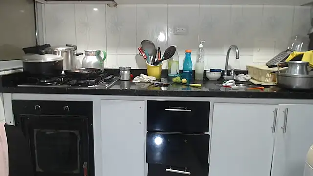 kateleyagrey: онлайн-секс-чат