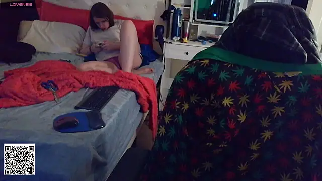 sugahfreeee Chat XXX live