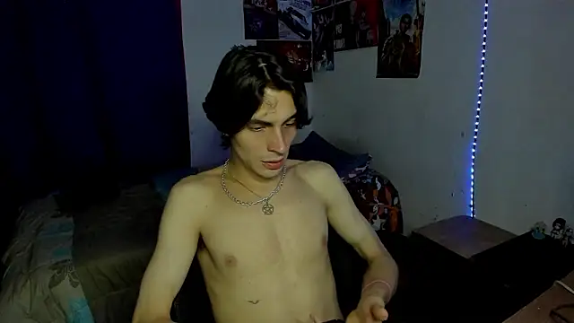 golden_ryyan লাইভ XXX চ্যাট