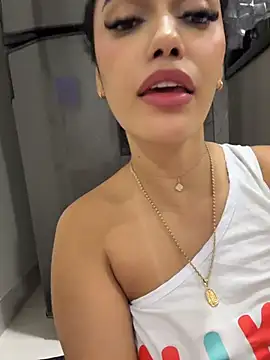 emma_andrew1: онлайн-секс-чат