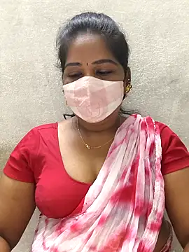 MaaliiiPonuTamil Adlı Modelin Web Kamerası Şovu