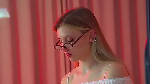 Chat +18 de StacyEvances ao vivo