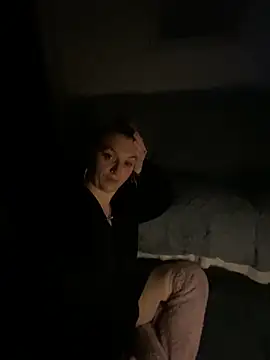 Stoner_BarbieXX: απευθείας συνομιλία ΧΧΧ