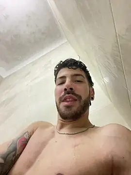 Guyinthemountain ওয়েবক্যাম শো