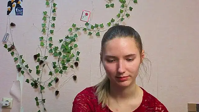 _kikiclark__'s Live XXX Chat