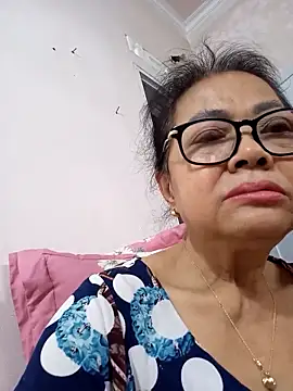 Chat +18 de Hotestlove ao vivo