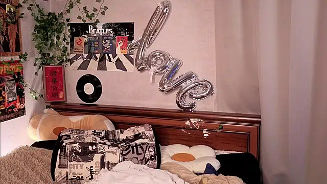 OdetteBiddy Chat XXX in diretta