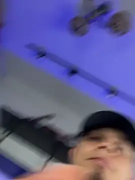 KIRAMA_4U Chat XXX in diretta