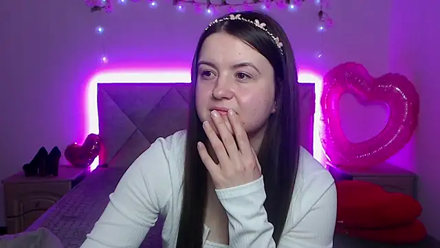 MavkaCute: онлайн-секс-чат