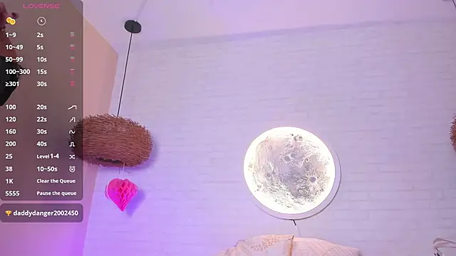 sophi_cooper29: онлайн-секс-чат