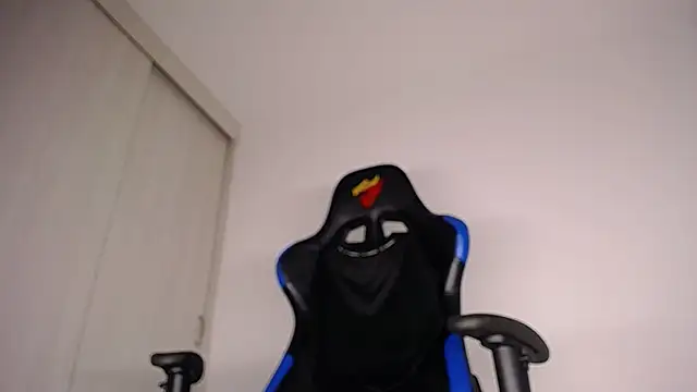 MAXJONES_2 Live XXX Chat