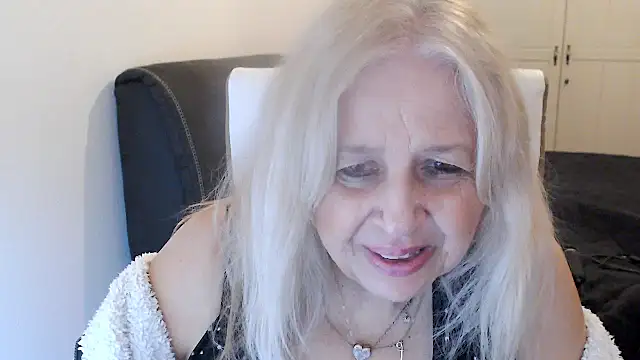 SusiLifeXXX webkamerás műsora