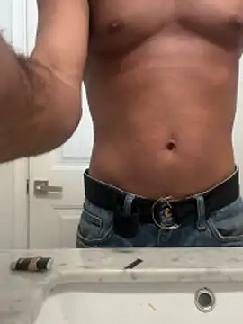 ZF-AthleteのライブXXXチャット